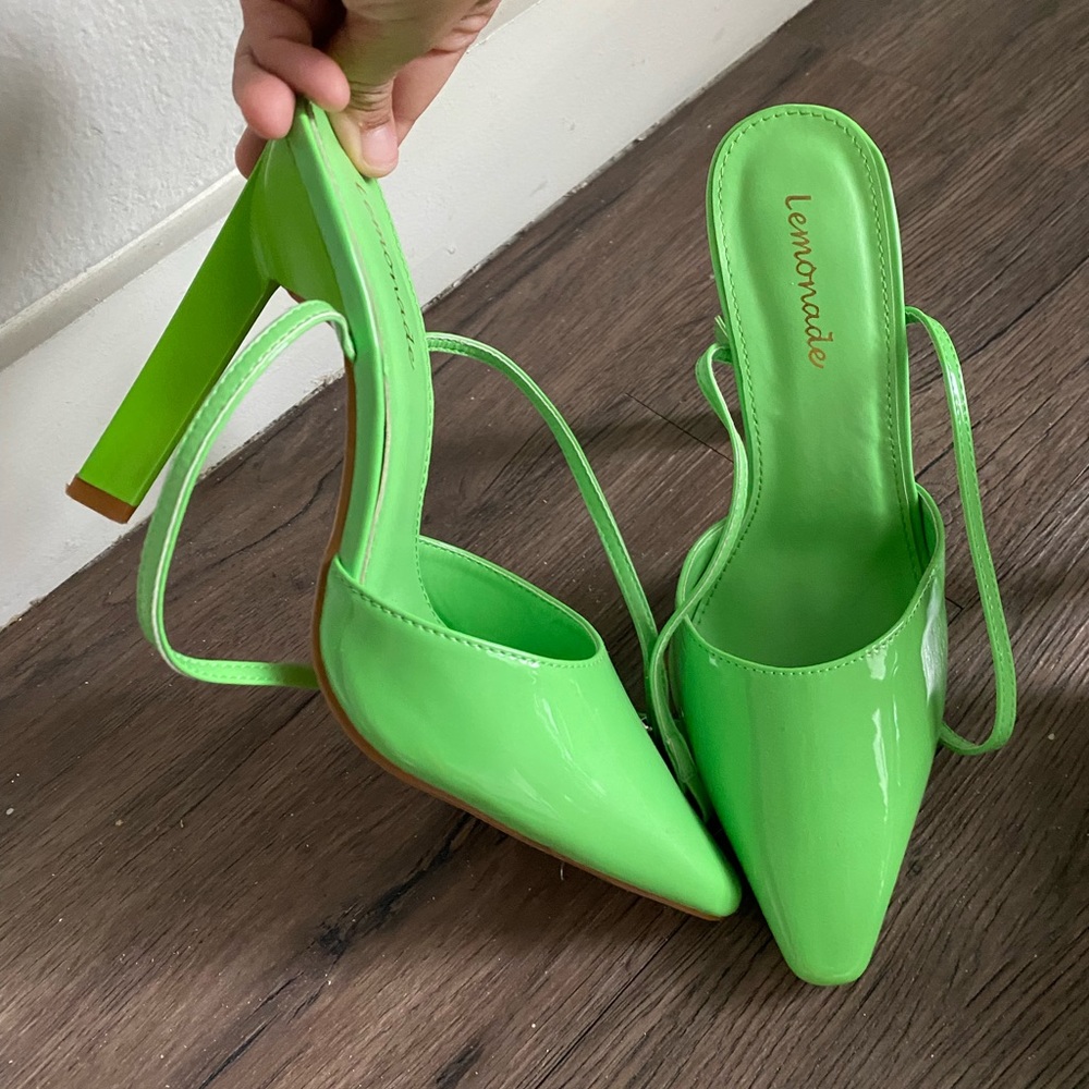 Green heels never worn